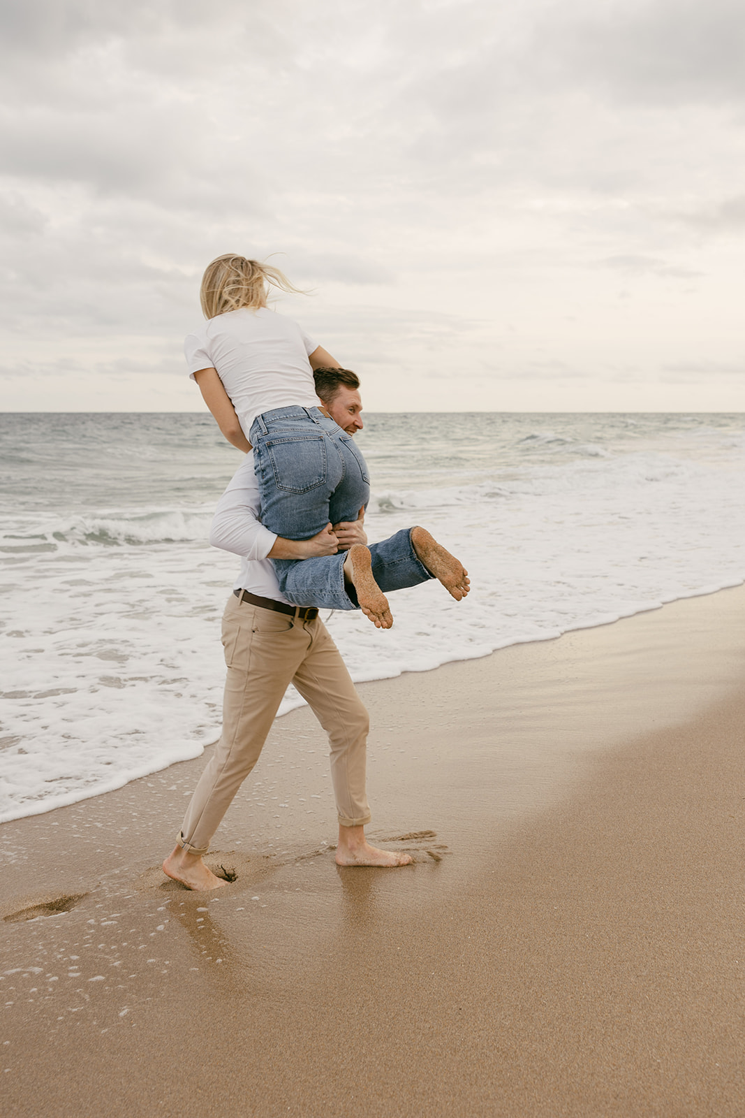 Hawaii Engagement Pictures

Miami Destination Elopement Photographer