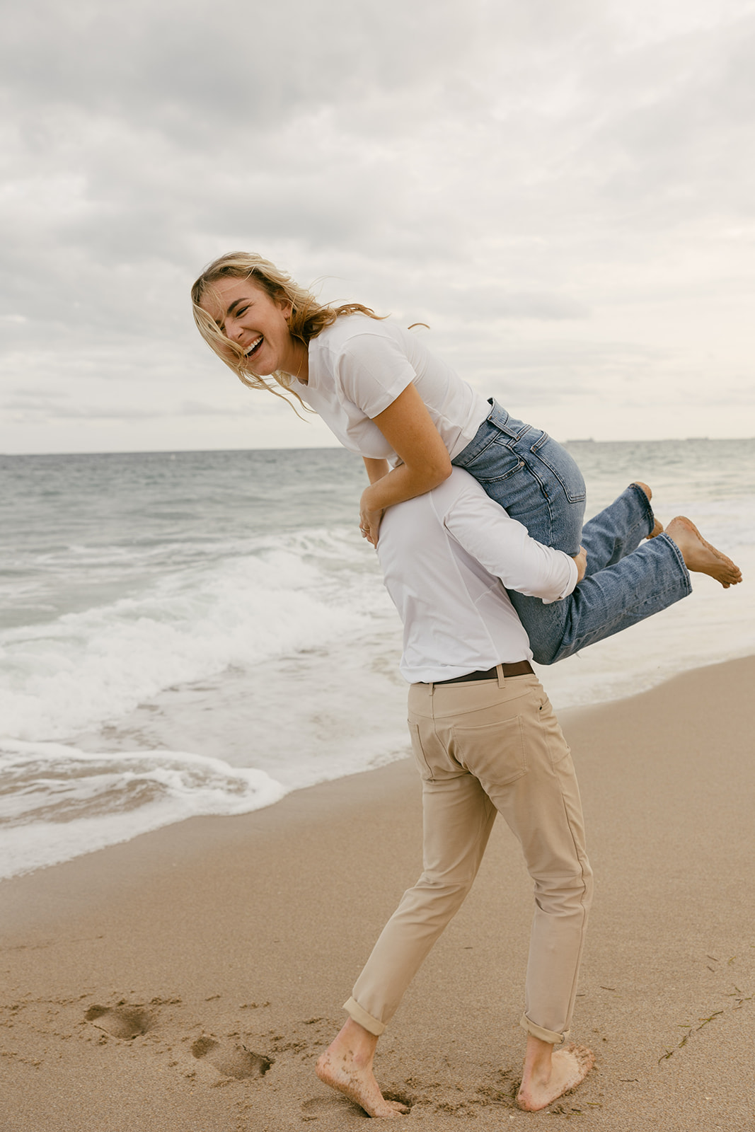 Hawaii Engagement Pictures

Miami Destination Elopement Photographer