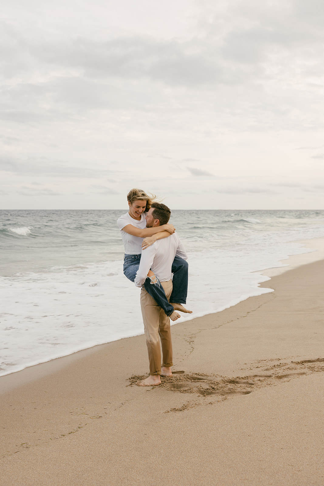 Fun Hawaii Engagement Pictures

Miami Destination Elopement Photographer