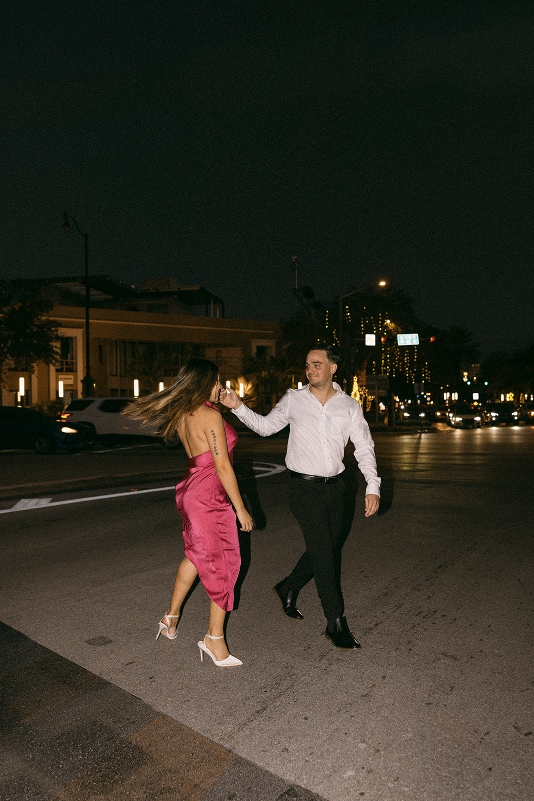 city flash engagement pictures miami elopement and wedding photographer destination elopement and wedding photograper