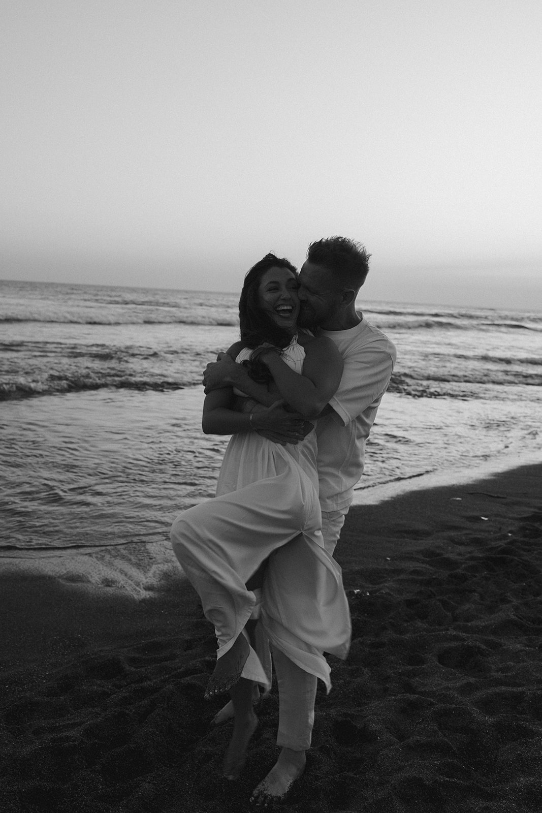 bali engagement session in canguu beach bali indonesia