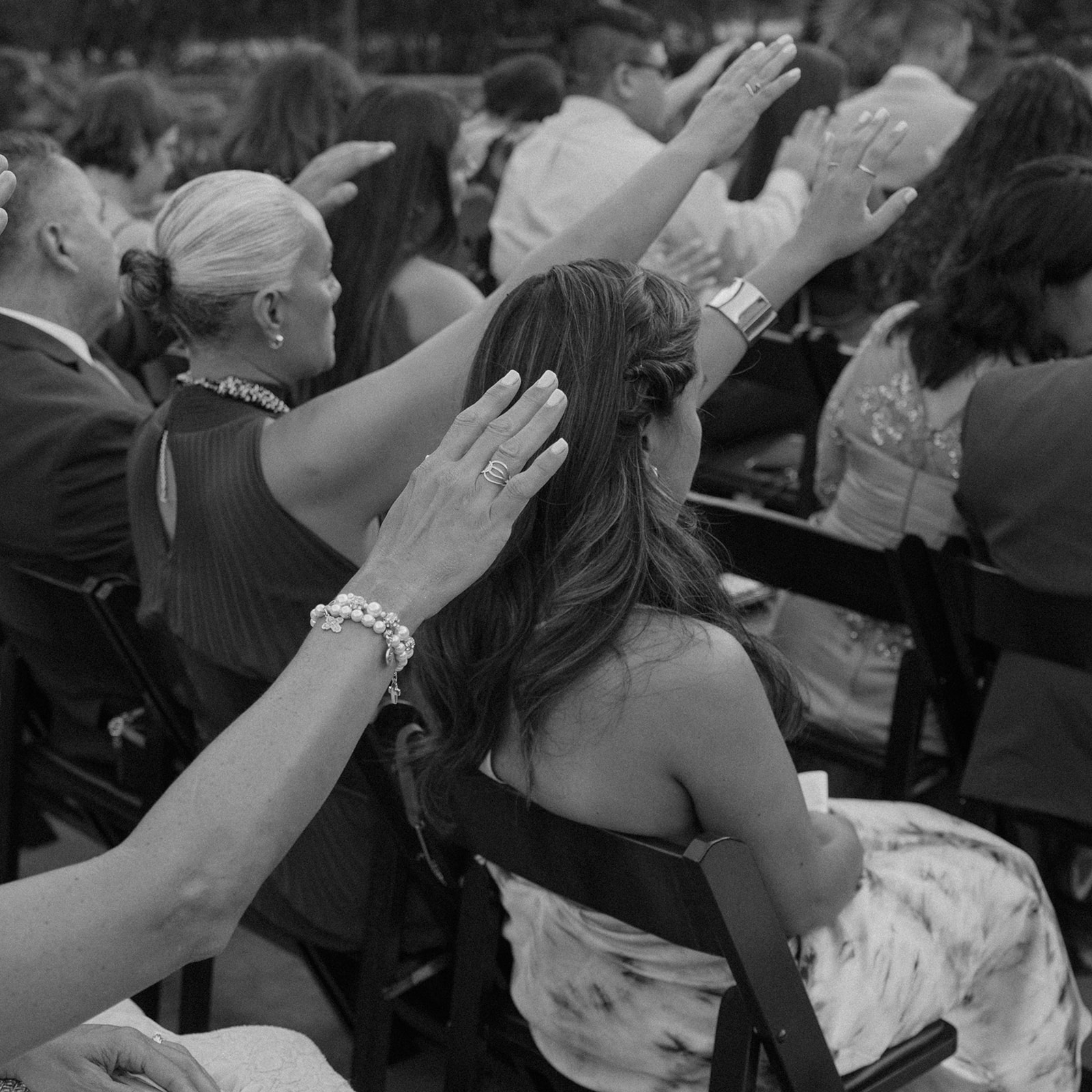 Texas Wedding Photographer Ceremony Moments Guest Praying