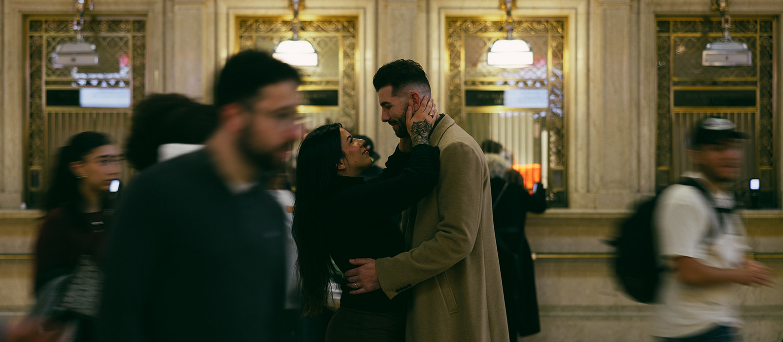 grand central station couple photography engagement session new york city couples photographer