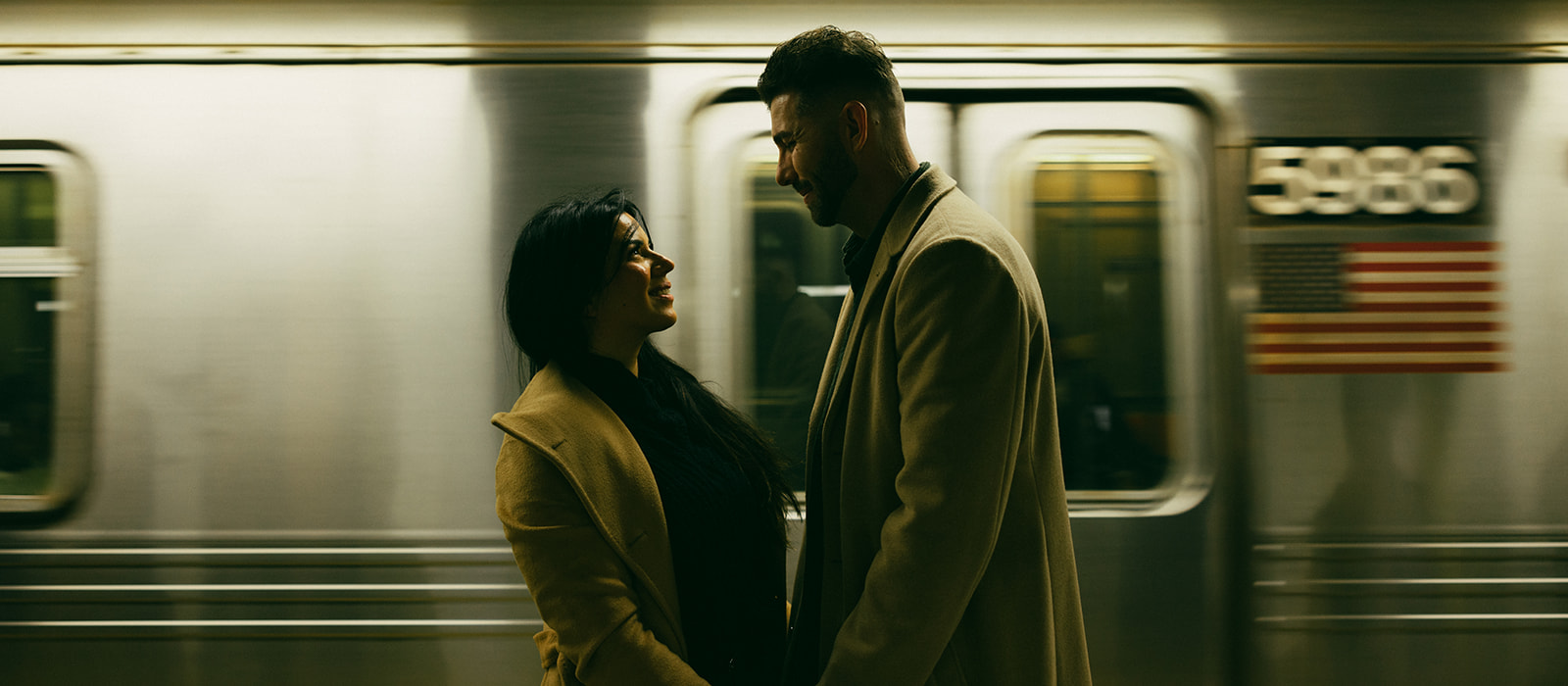 nyc subway couple photography engagement session new york city couples photographer