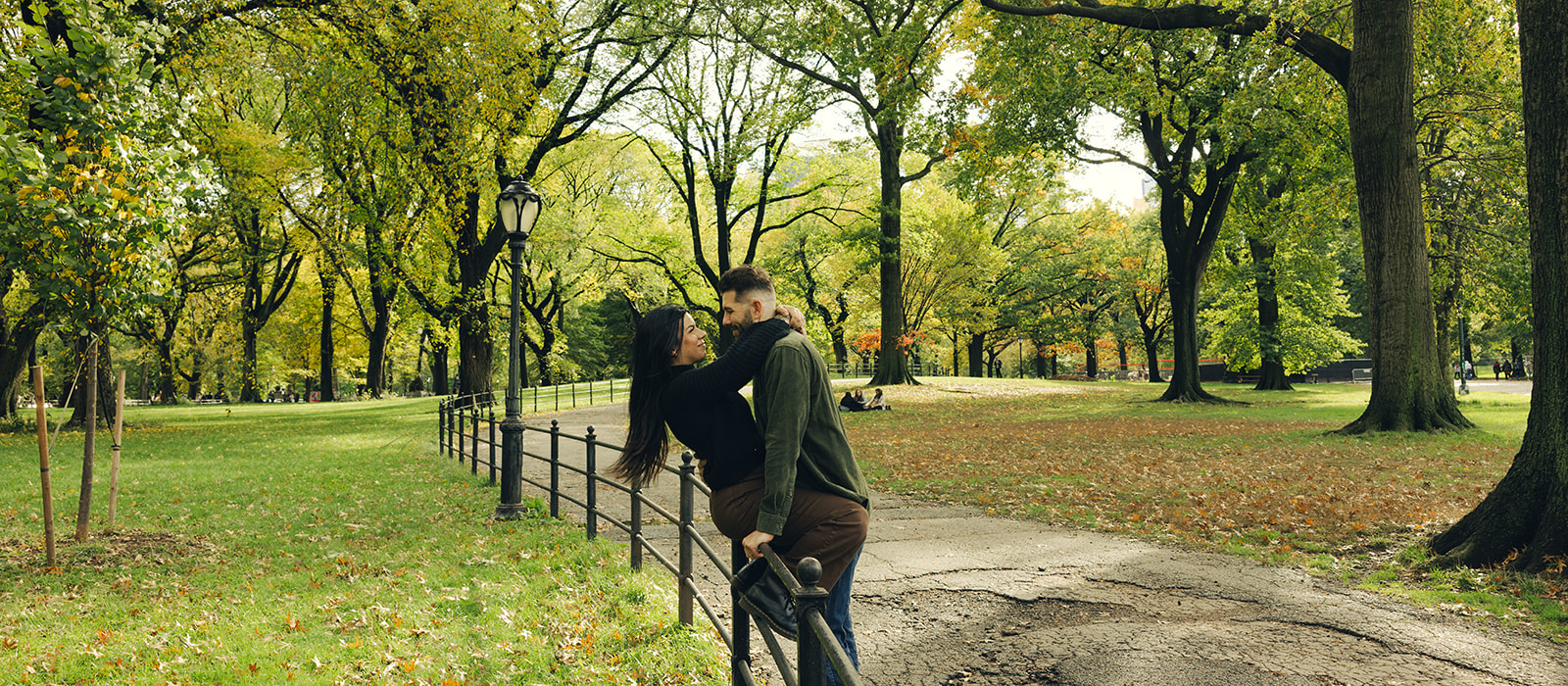 nyc central park fall couples session new york wedding photographer engagement session new york city wedding photographer