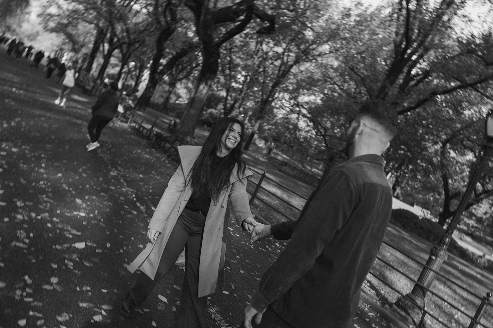 nyc central park fall couples session new york wedding photographer engagement session new york city wedding photographer black and white