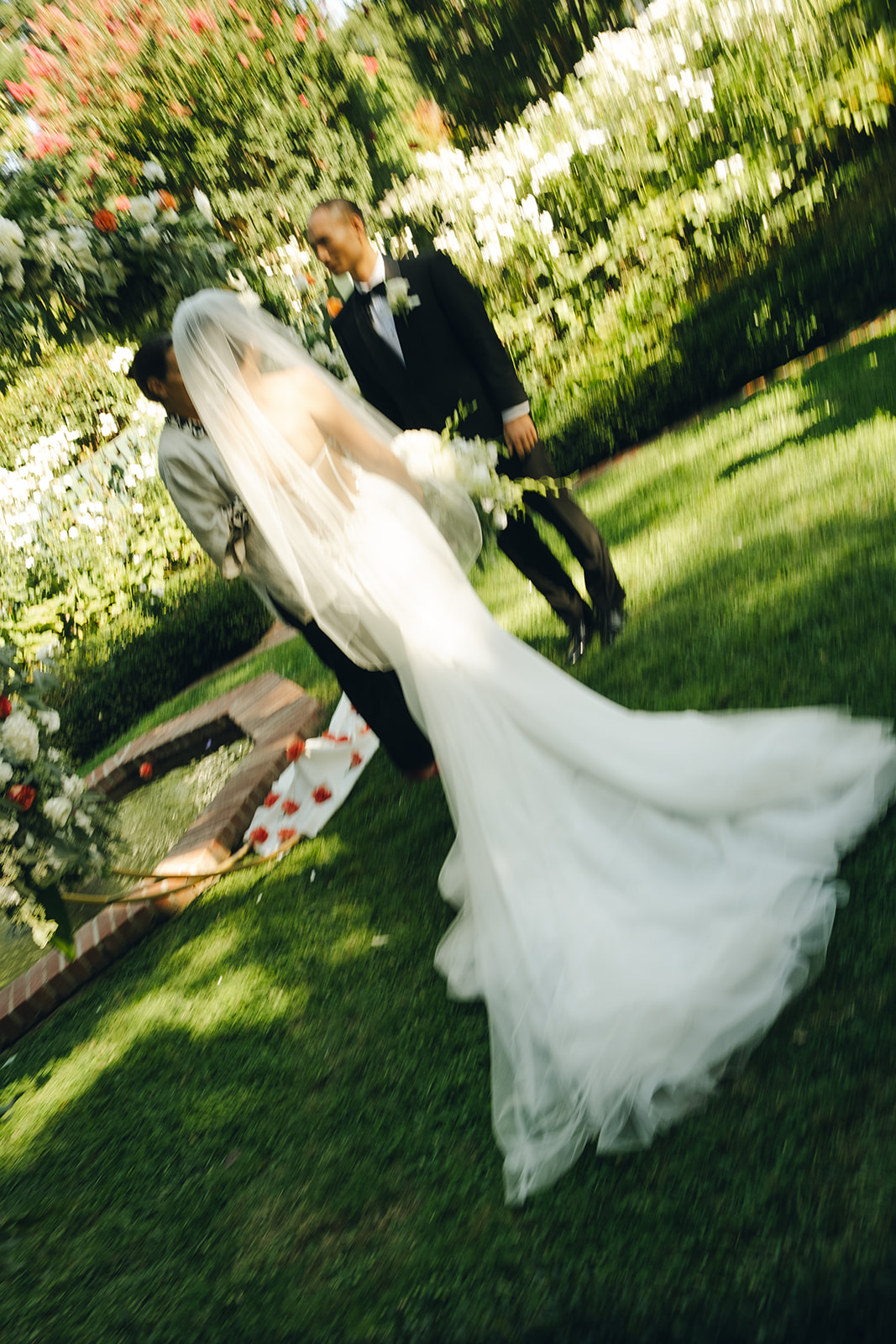 Gamble Garden Motion Blur Wedding Ceremony Pictures Space Palo Alto California Wedding Photographer Badgley Mischka Wedding Dress 