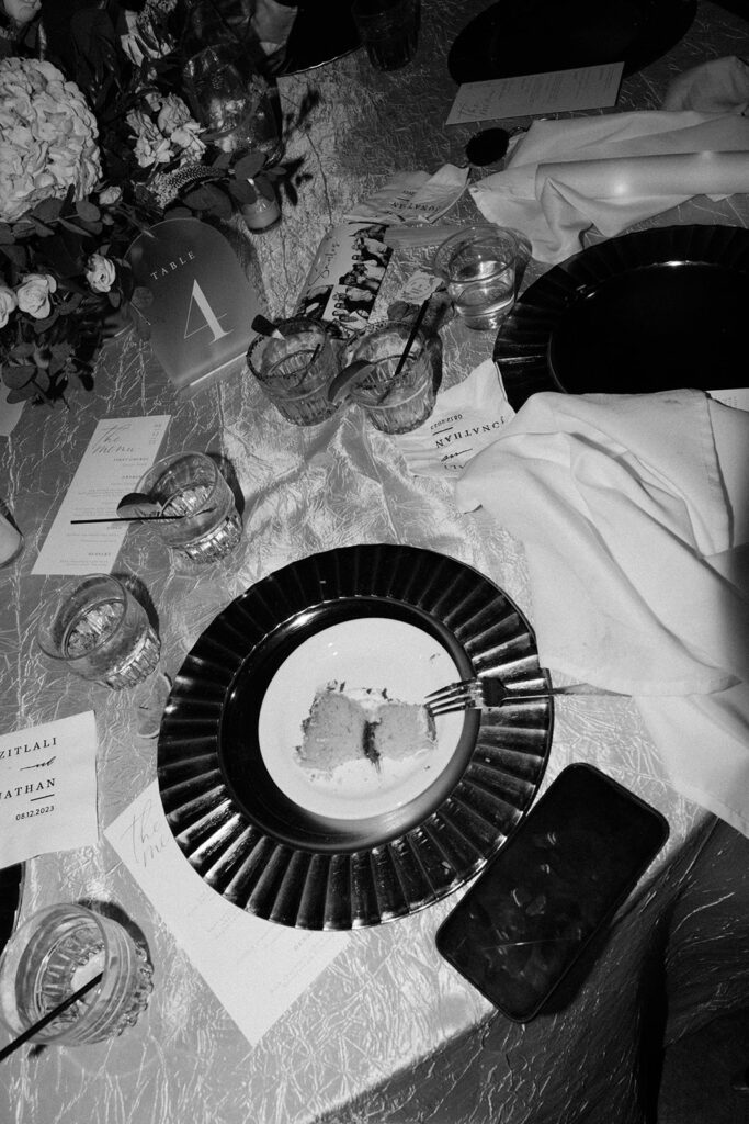 Texas Wedding Photographer Reception Tables Mess Pictures