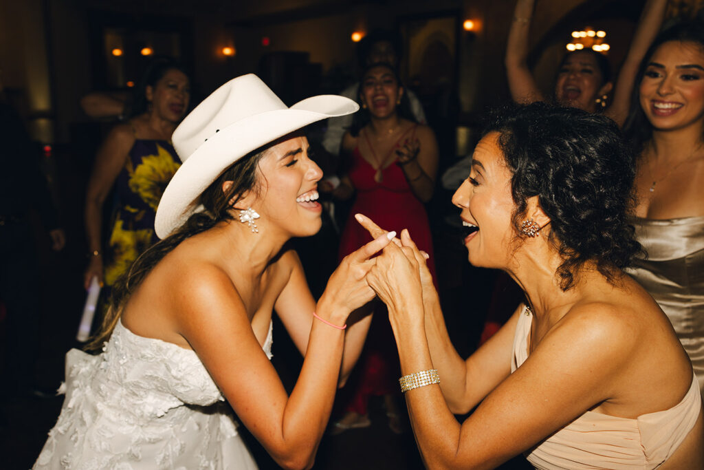 Texas Wedding Photographer Reception Dancing Pictures