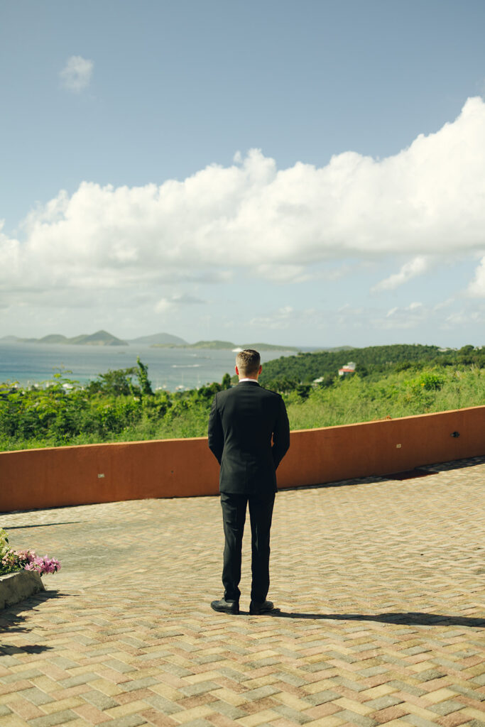 St.John The Hills Groom and Bride First Look