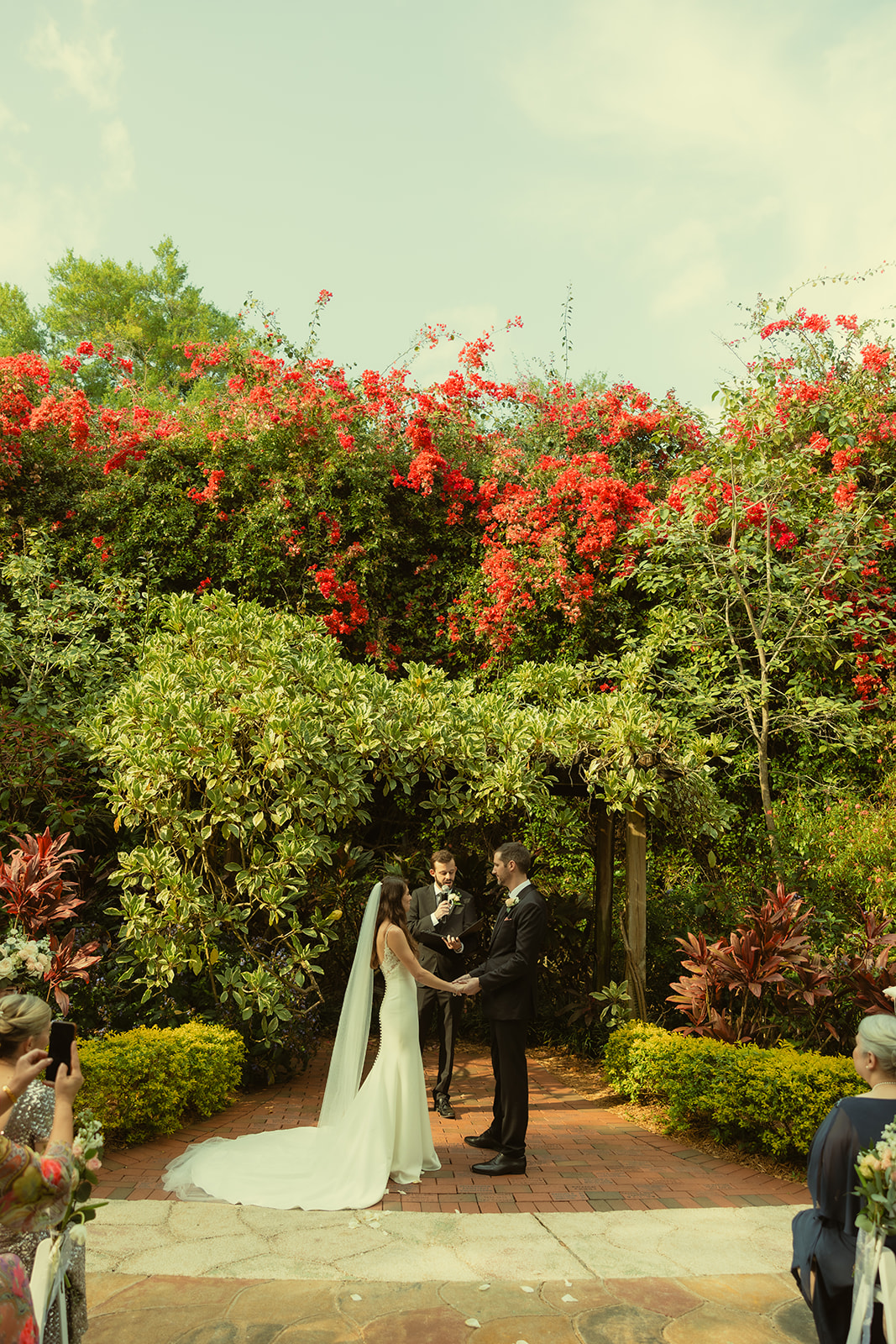 Sunken Garden Wedding Ceremony Space Wedding Photographer in St.Petersburg