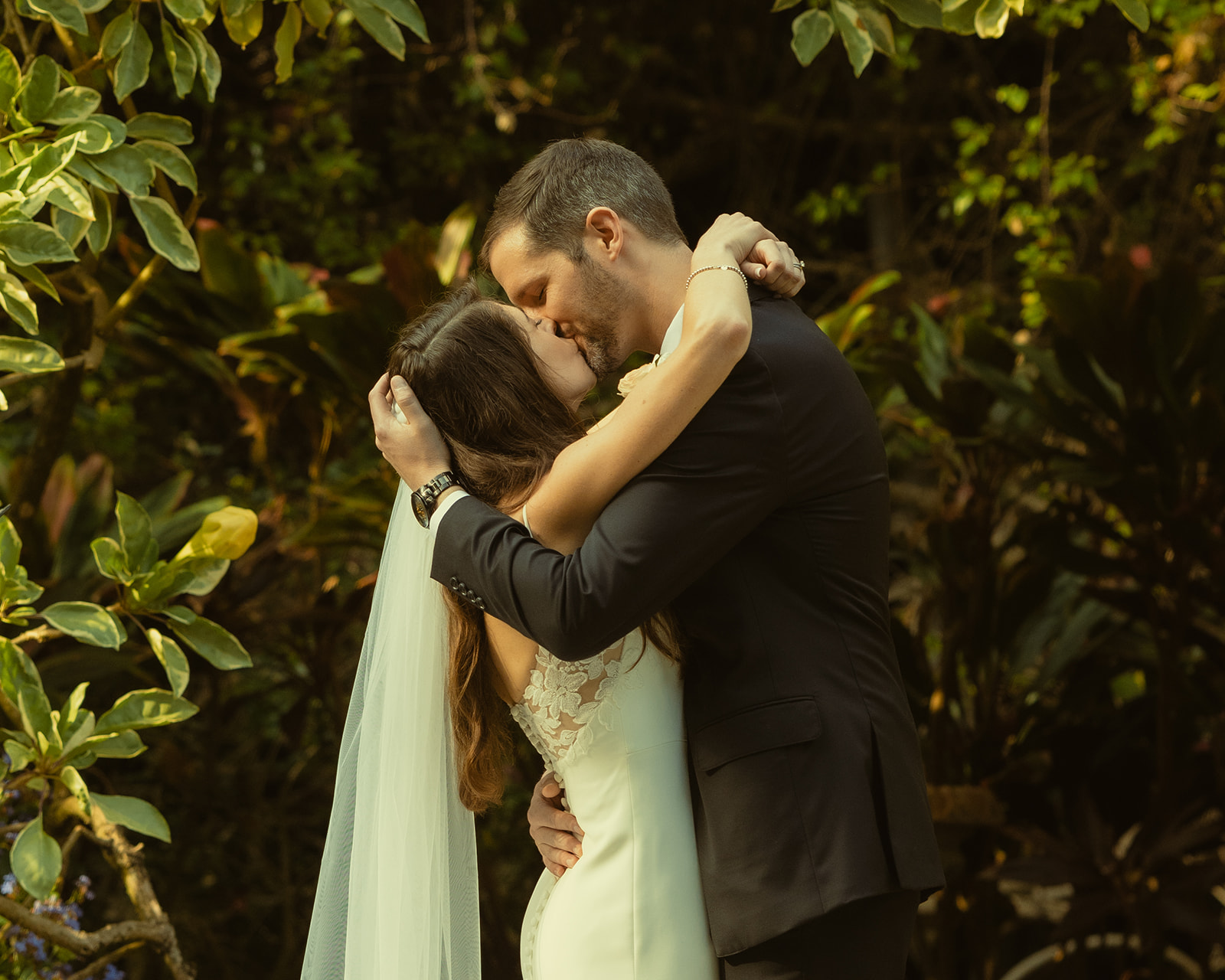 Newly Weds First Kiss in Sunken Garden in St.Petersburg Documentary Wedding Photographer