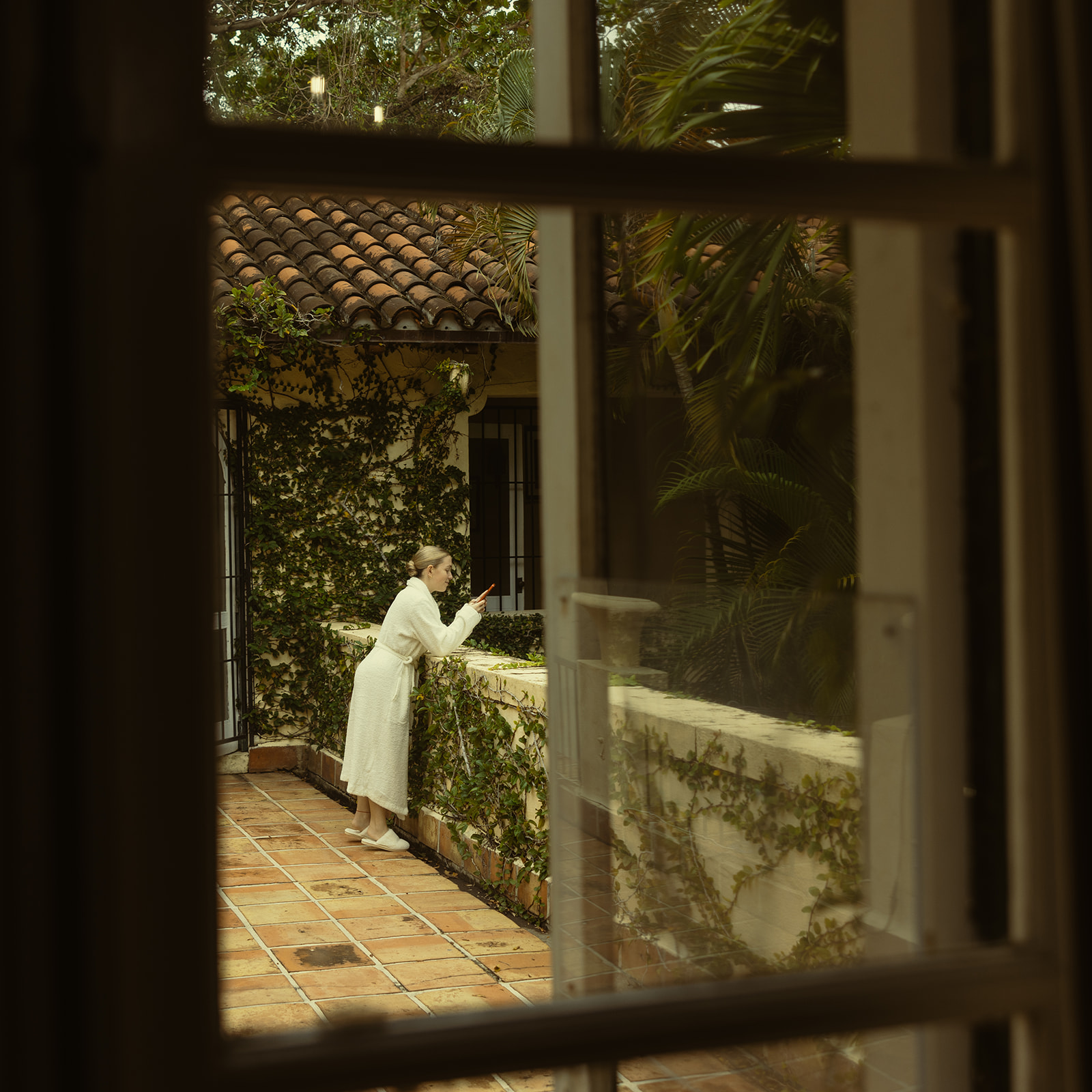 Documentary Wedding Bridal Getting Ready Suite Villa Woodbine Tuscany-Inspired Venue