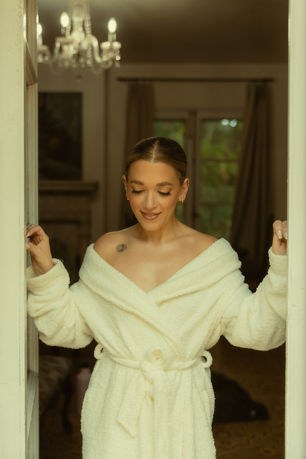 Documentary Wedding Bride Soft Natural Glam Inspo Getting Ready Suite Villa Woodbine Tuscany-Inspired Venue