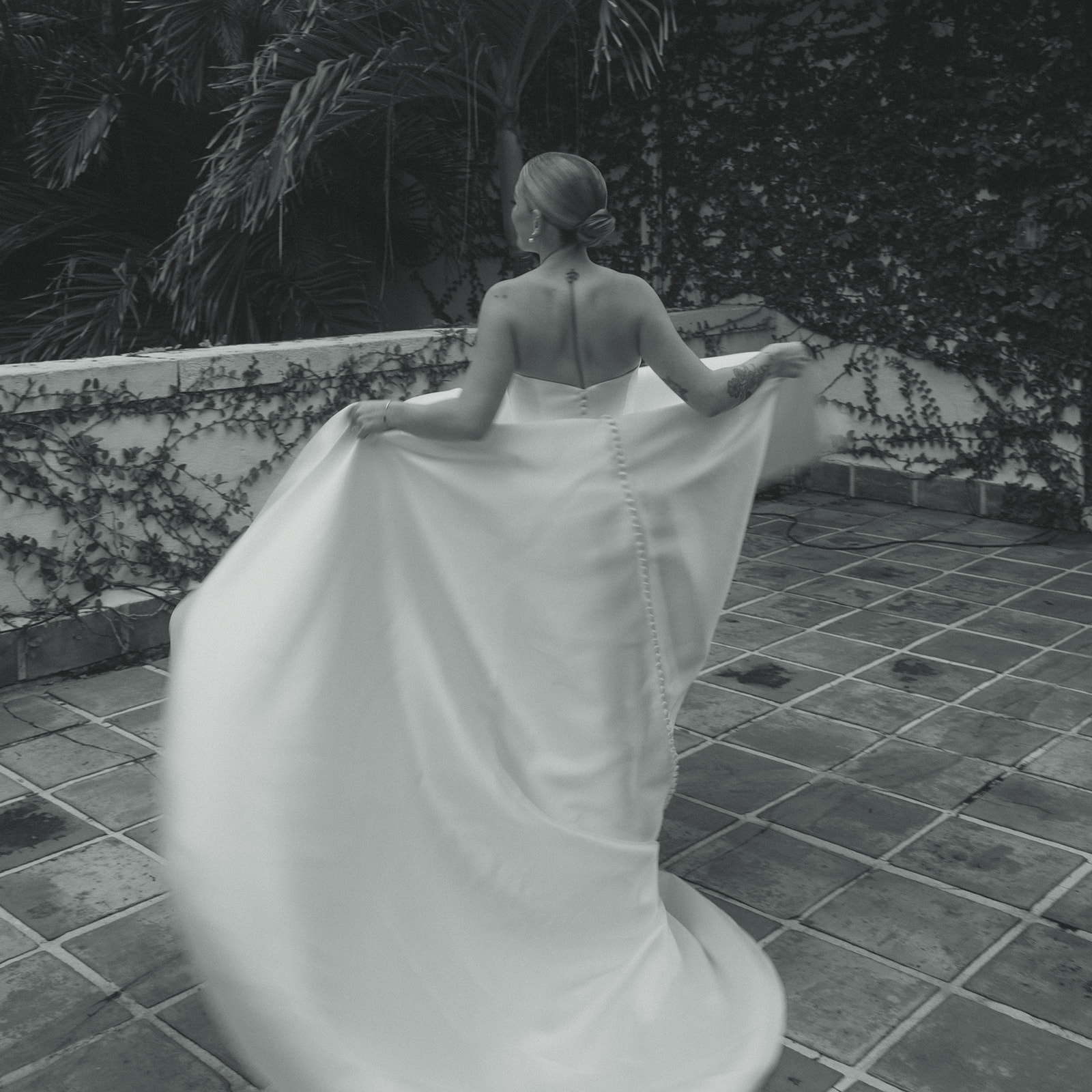 Documentary Wedding Allure Bride Wedding Dress Fun Bridal Portraits Villa Woodbine Tuscany-Inspired Venue B&W