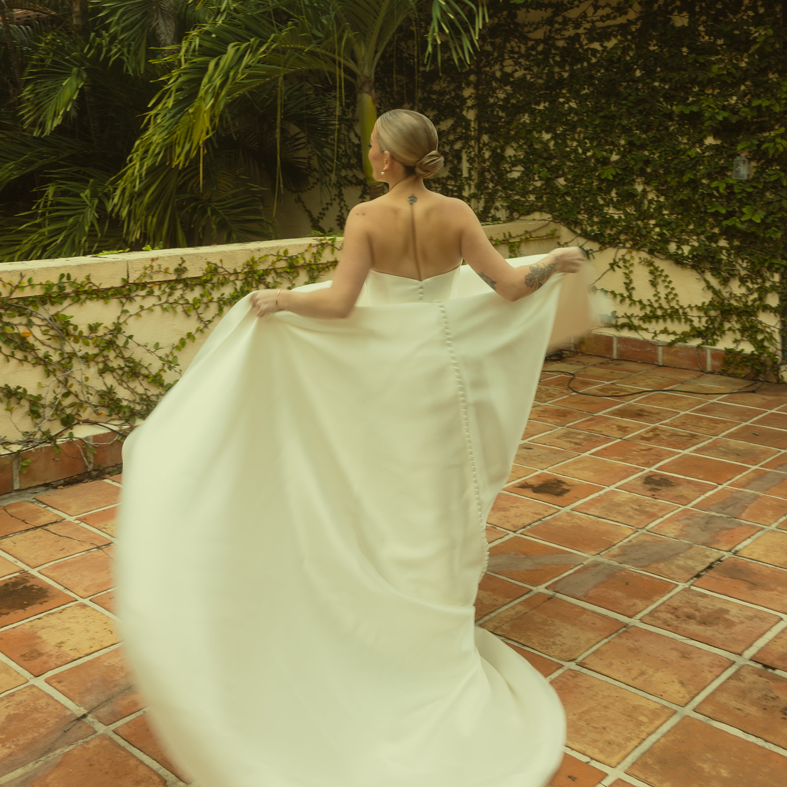 Documentary Wedding Allure Bride Wedding Dress Fun Bridal Portraits Villa Woodbine Tuscany-Inspired Venue Motion Blur