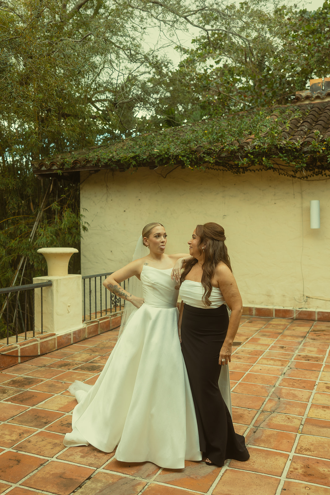 Documentary Wedding Allure Bride Wedding Dress Fun Mom & Daughter Portraits Villa Woodbine Tuscany-Inspired Venue