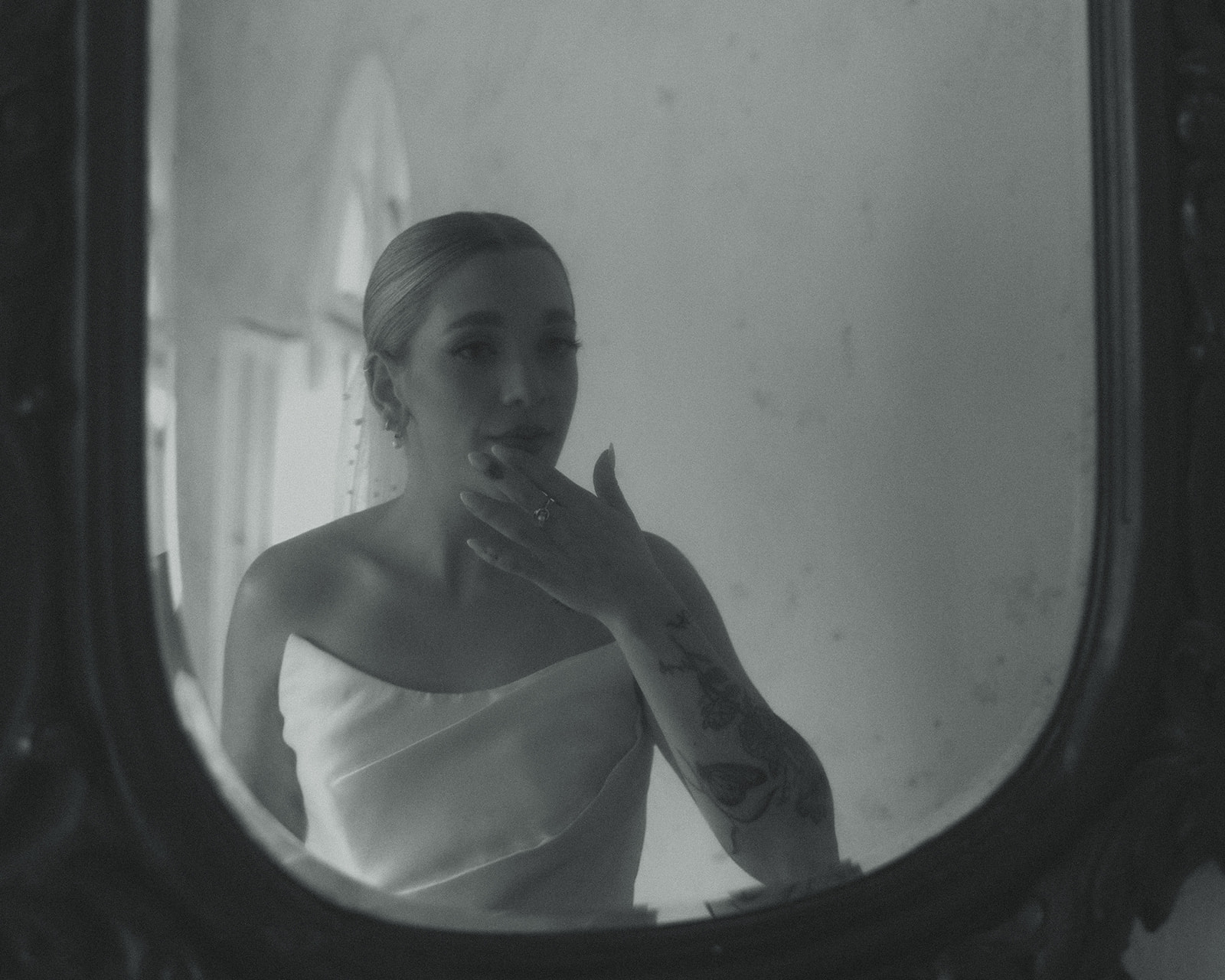 Documentary Wedding Allure Bride Wedding Dress Fun Bridal Portraits Villa Woodbine Tuscany-Inspired Venue Black and white Mirror Reflection