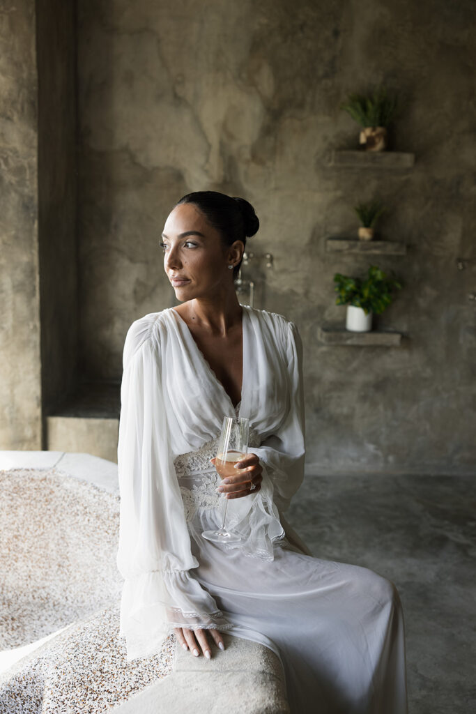 Bride's wedding morning at Hacienda De Las Palmas