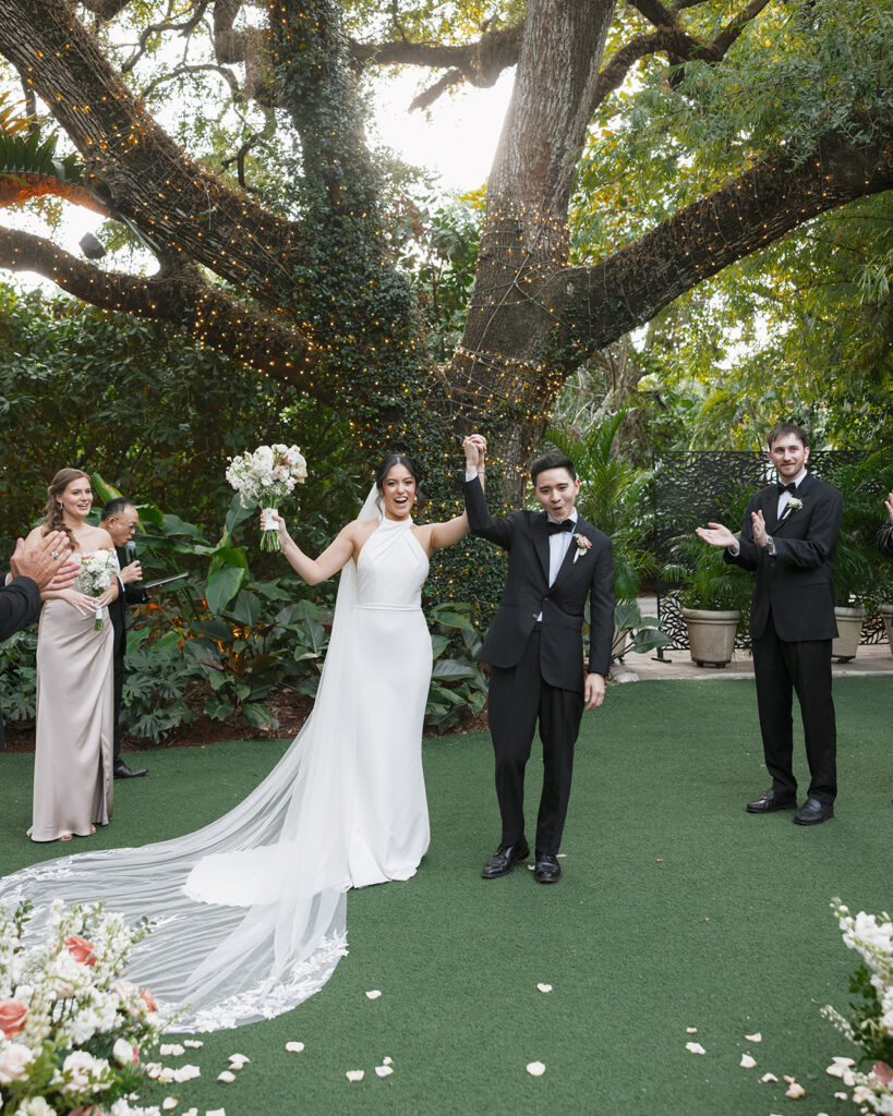 Villa Woodbine Oak Tree Wedding Ceremony