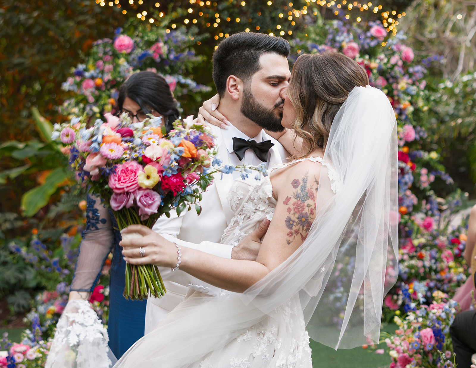 Villa Woodbine Oak Tree Wedding Ceremony